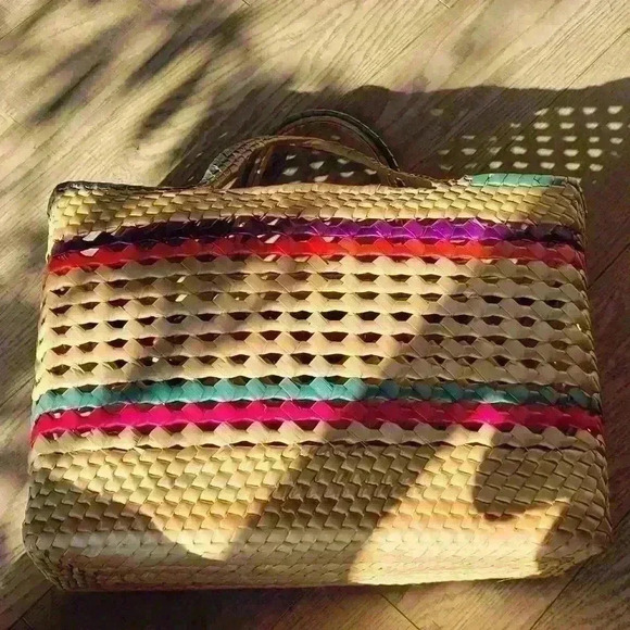 NWOT!! GORGEOUS Small Women Beach Bag - Picture 4 of 6